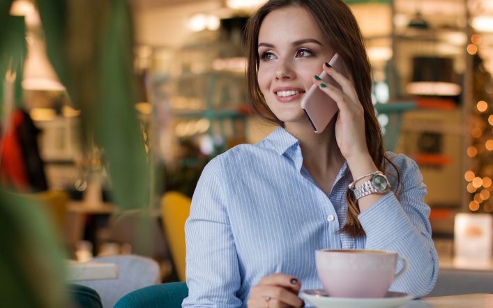 Top Opening Lines to Impress Women